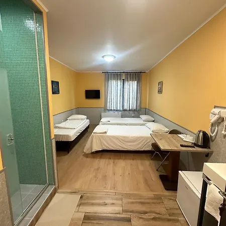 Formula 1 モーテル