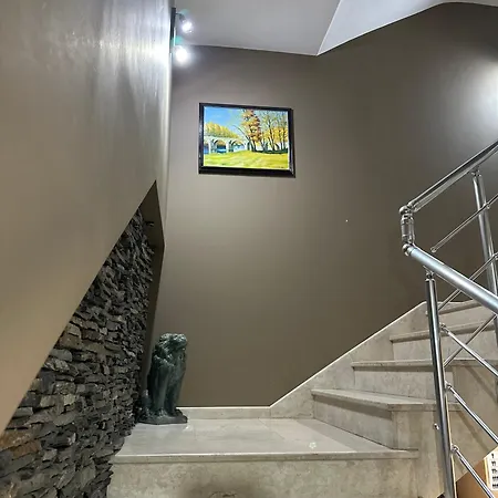 Formula 1 *