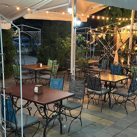 モーテル Formula 1 *