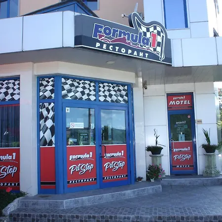 Motel Formula 1